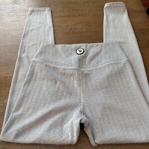 Vuori women’s clean elevation legging